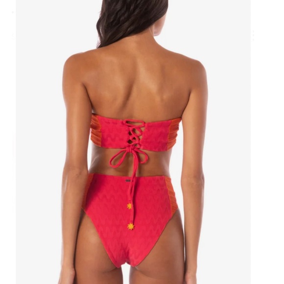 (SET) Maaji Apple Red Nomad/Wanderer Reversible Bikini. - Picture 2 of 13